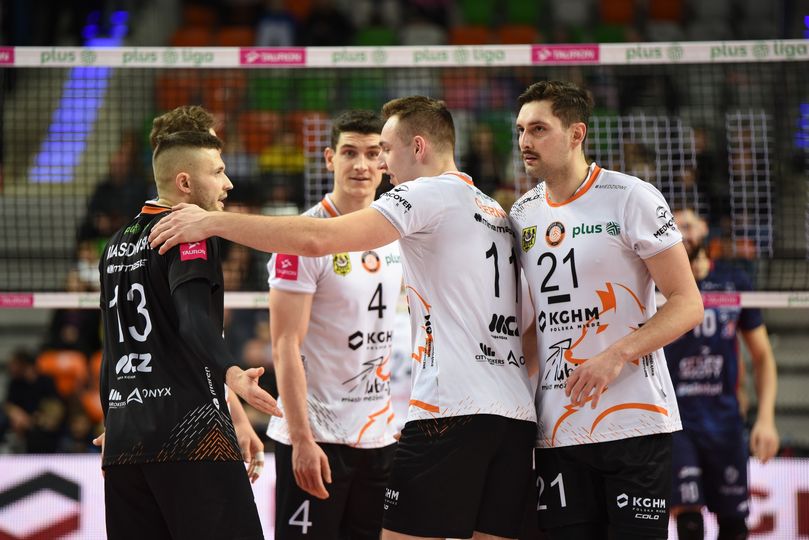 WorldofVolley :: POL M: KGHM Cuprum Lubin Edges Out Exact Systems Hemarpol in Thrilling 3-2 Victory