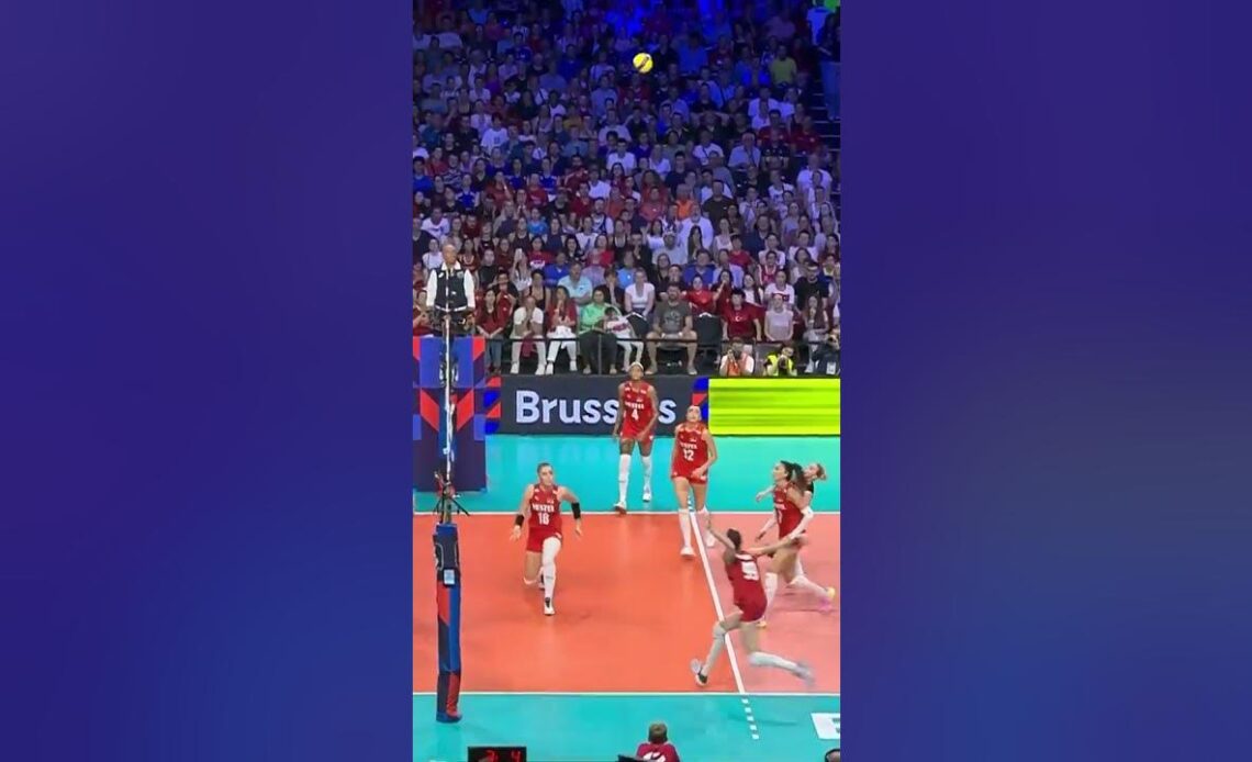 This is Incredible!  #europeanvolleyball #volleyball