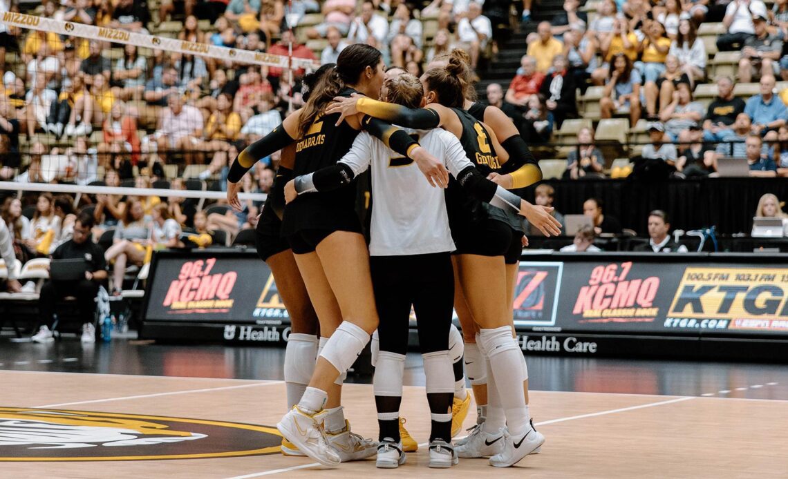 Volleyball Opens Spring Season Saturday in Kansas City