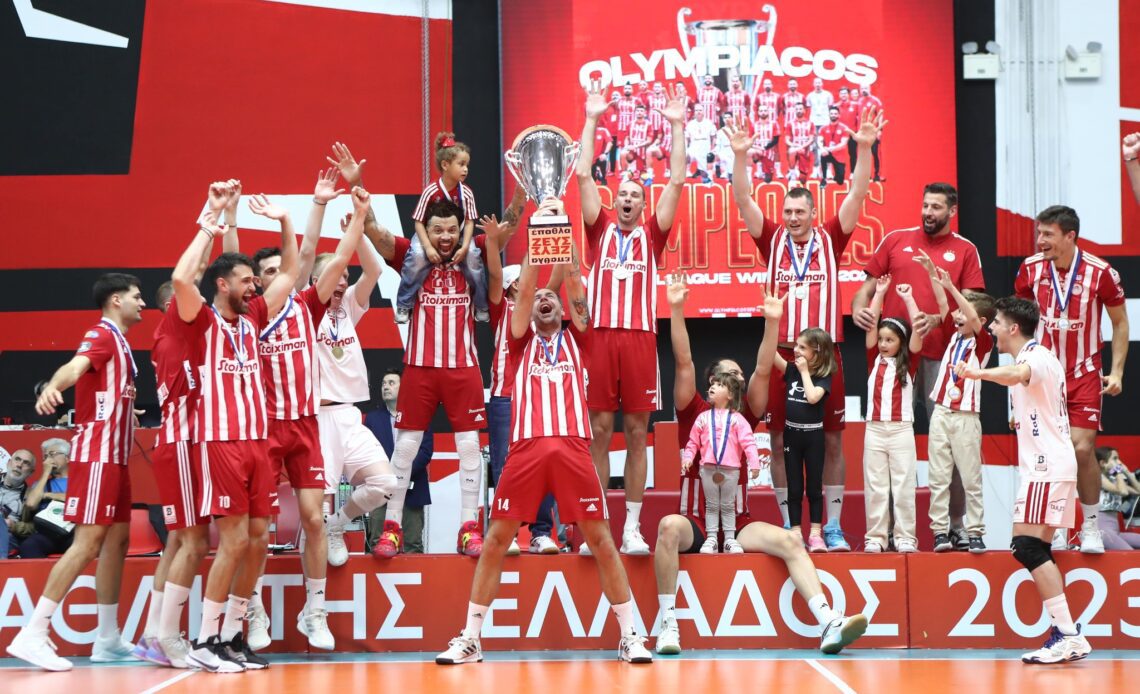 WorldofVolley :: GRE M: Olympiacos Wins 32nd Championship in Volley League Thriller
