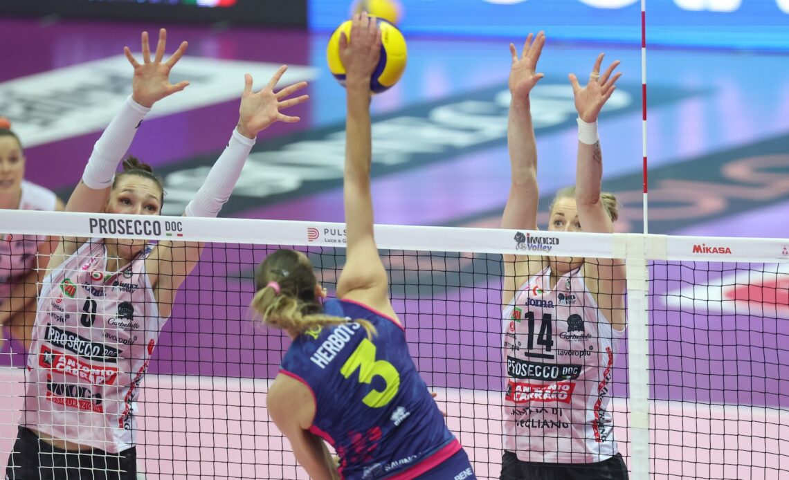WorldofVolley :: ITA W: Scandicci Takes Game 1 Lead in PlayOff Final Series