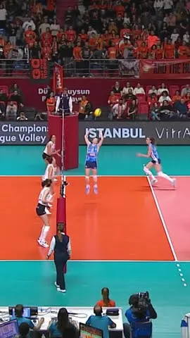 Xtra-Ordinary Rally! #volleyball #europeanvolleyball