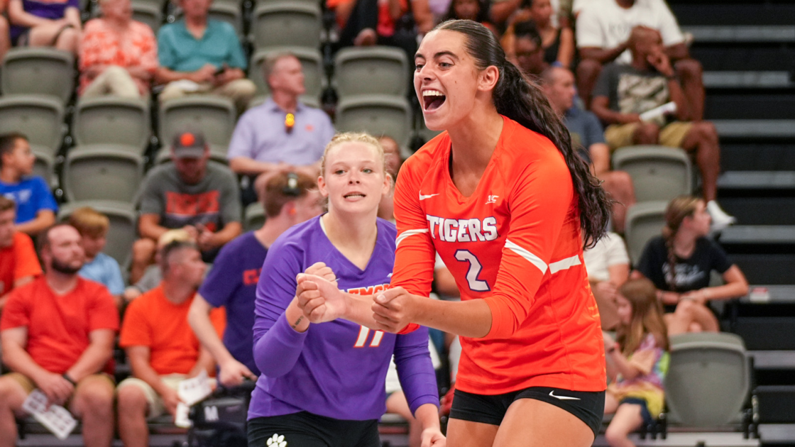 Photo Gallery: Orange & Purple Scrimmage