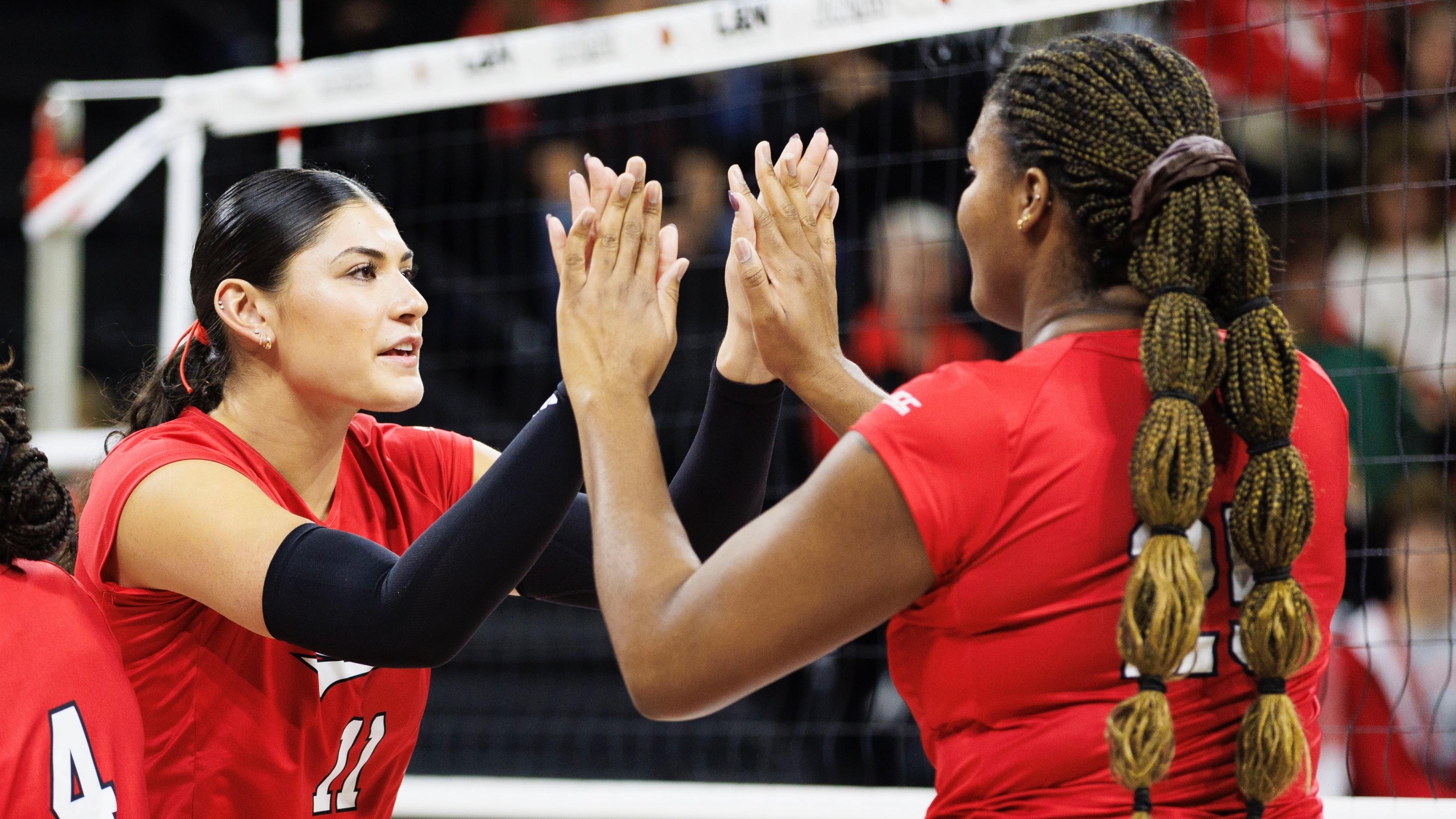 Louisville Volleyball