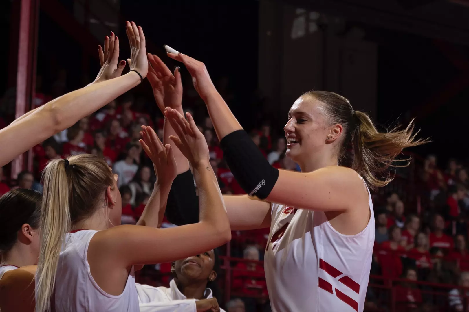 Anna Smrek high five vs Penn State 2024