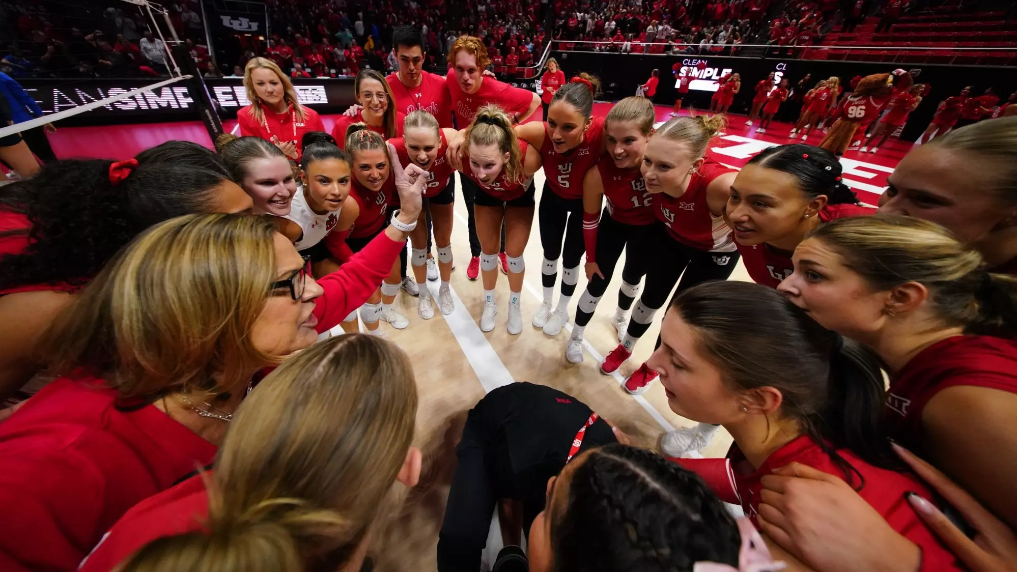 #17 Utah Volleyball Set to Take on the College of Charleston in Round One of the NCAA Tournament