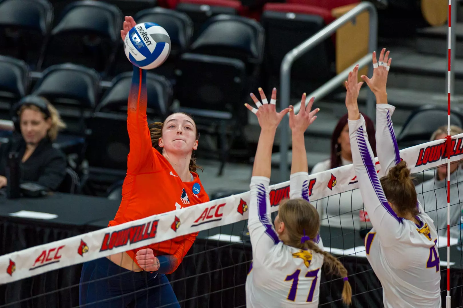 Raina Terry Takes Home AVCA All-Region Honors